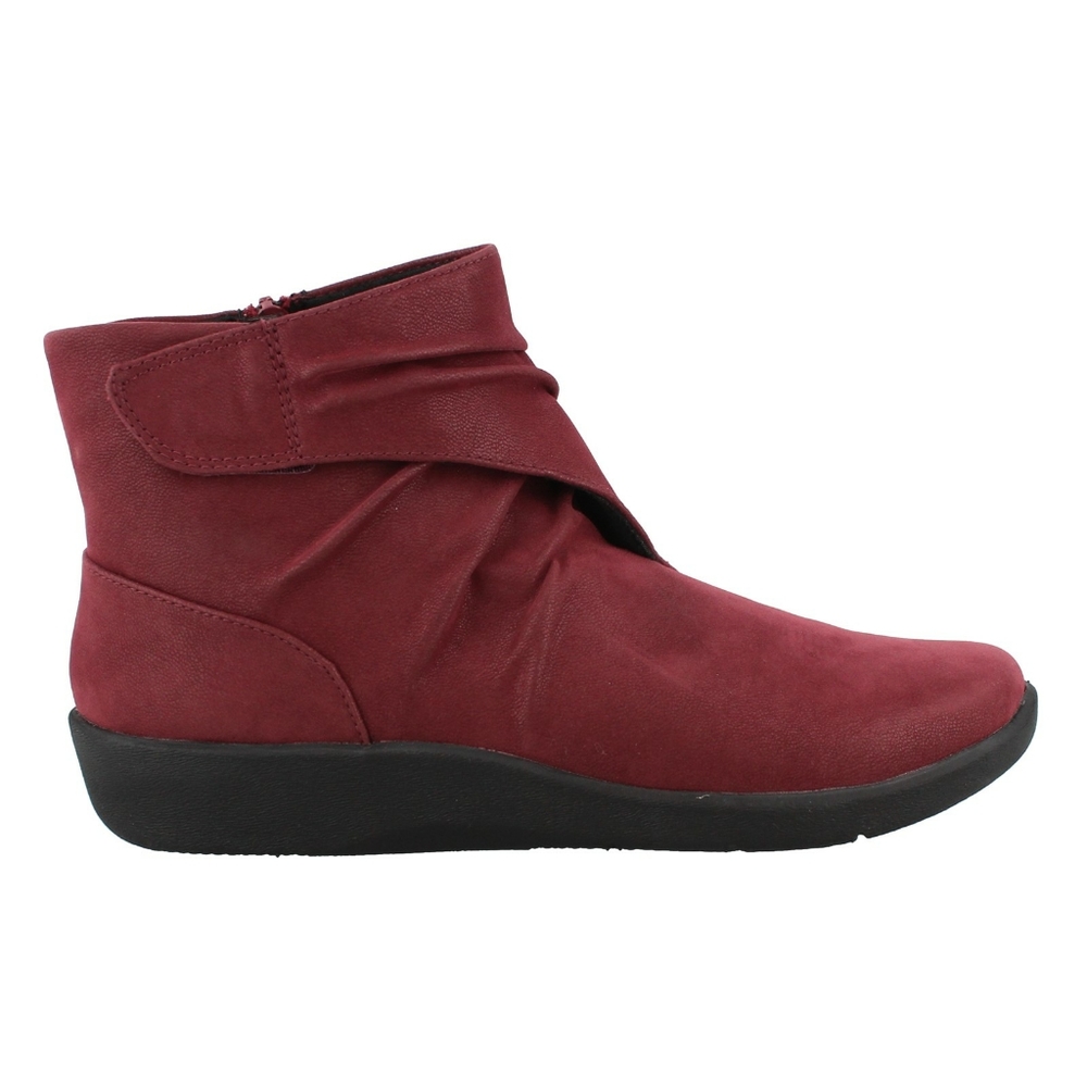 Burgundy Comfy Booties